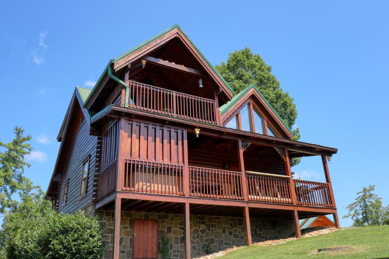 A Stone'S Throw Cabin Villa Pigeon Forge Exterior photo